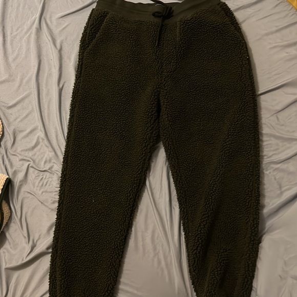 Comes as a set men’s Large barely wore good condition - Picture 2 of 5